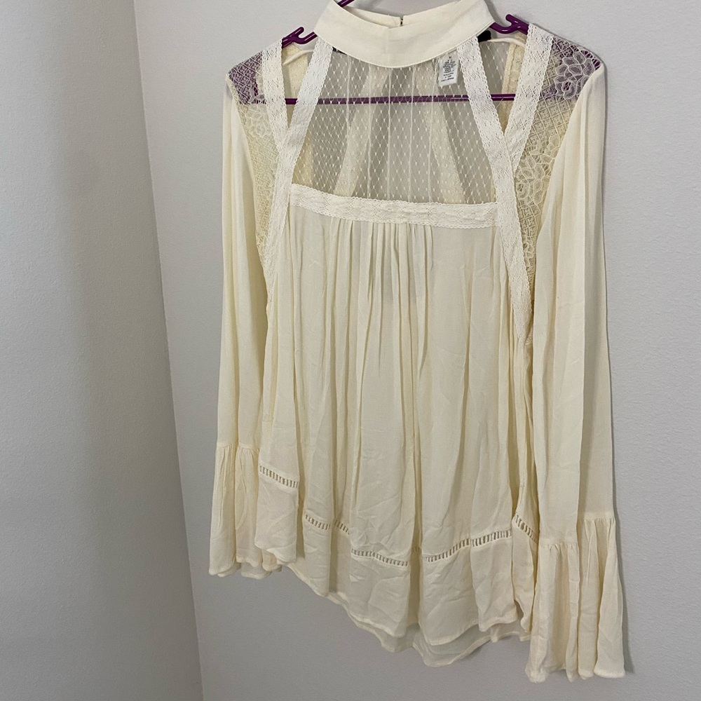 Lace love top 💕
